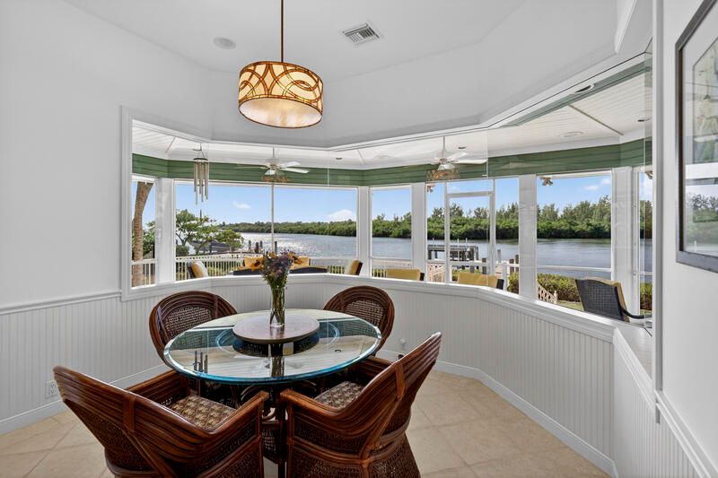 待售: $3,995,000 (4 贝兹, 4 浴室, 4326 平方英尺)