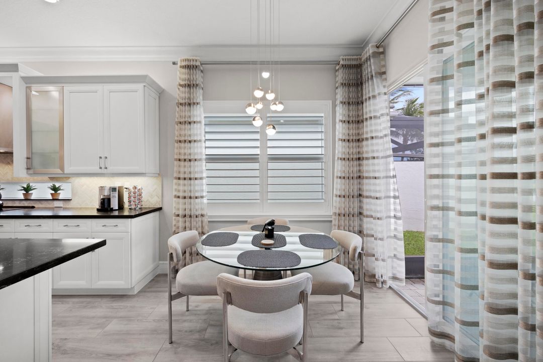 For Sale: $1,025,000 (3 beds, 3 baths, 2309 Square Feet)