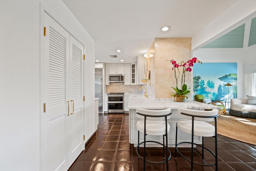 待售: $1,350,000 (2 贝兹, 2 浴室, 1512 平方英尺)