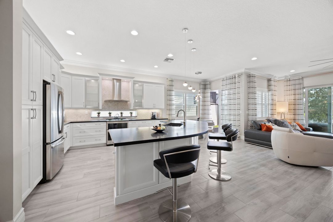 For Sale: $1,025,000 (3 beds, 3 baths, 2309 Square Feet)