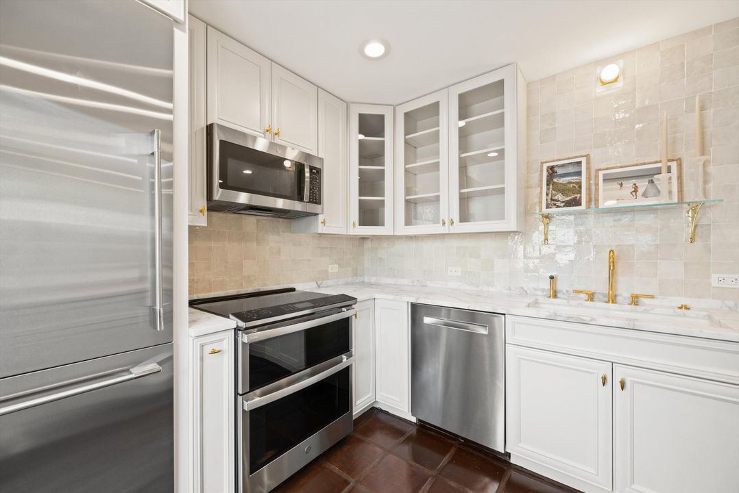 待售: $1,350,000 (2 贝兹, 2 浴室, 1512 平方英尺)