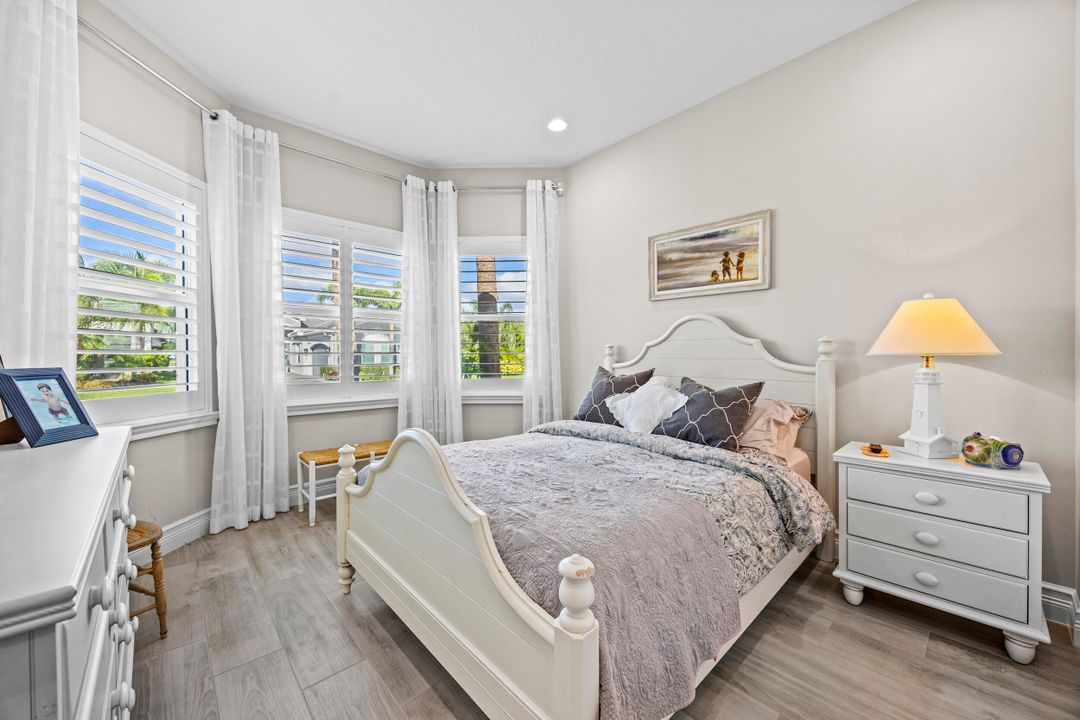 For Sale: $1,025,000 (3 beds, 3 baths, 2309 Square Feet)