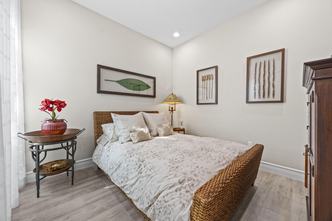 For Sale: $1,025,000 (3 beds, 3 baths, 2309 Square Feet)