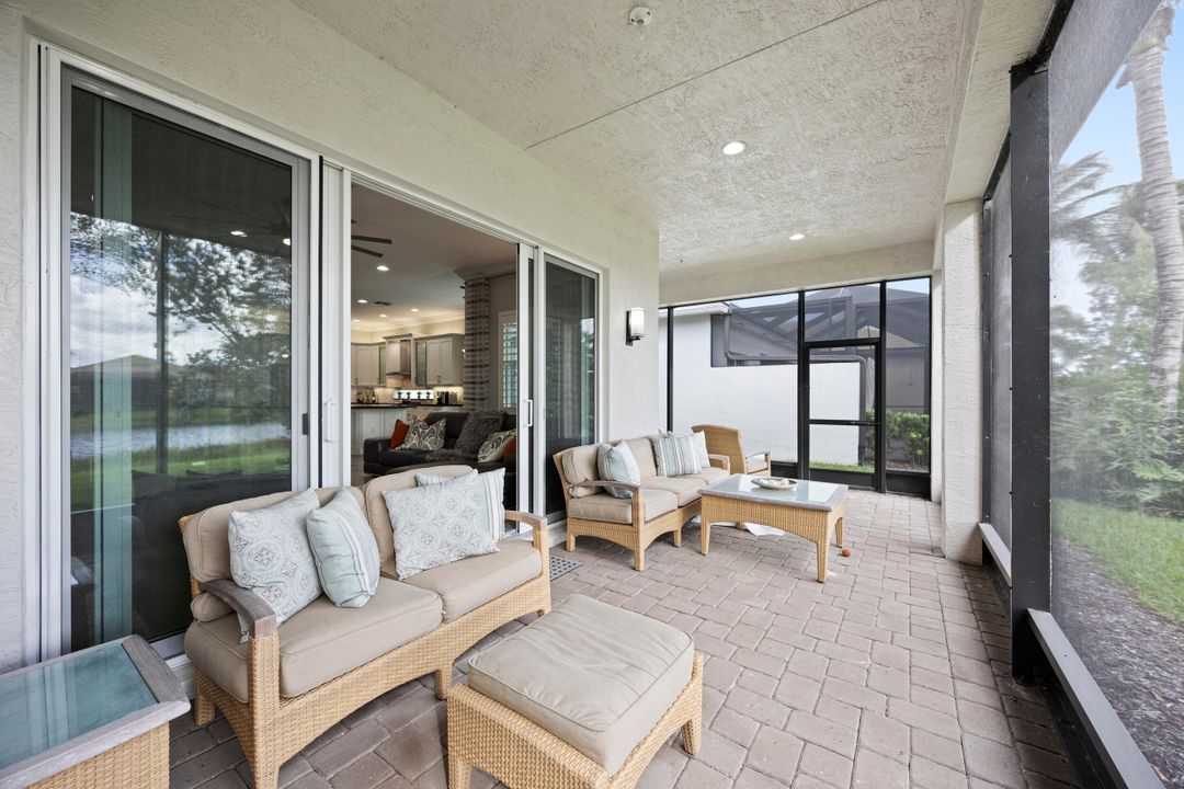 For Sale: $1,025,000 (3 beds, 3 baths, 2309 Square Feet)