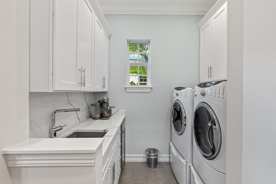 待售: $3,595,000 (3 贝兹, 2 浴室, 3085 平方英尺)