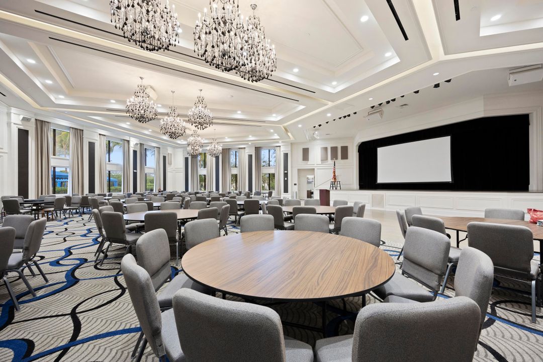 For Sale: $1,025,000 (3 beds, 3 baths, 2309 Square Feet)