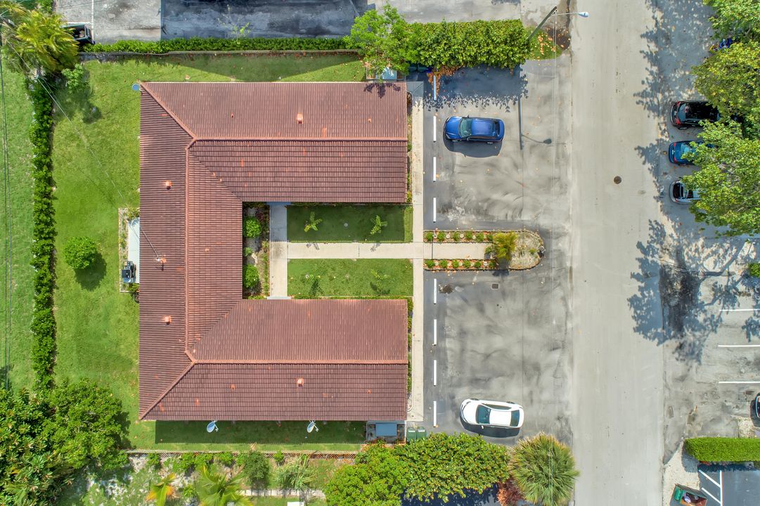 For Rent: $2,000 (1 beds, 1 baths, 650 Square Feet)