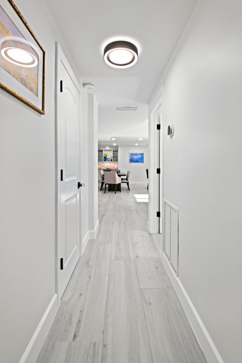 En Venta: $1,325,000 (3 camas, 3 baños, 2143 Pies cuadrados)