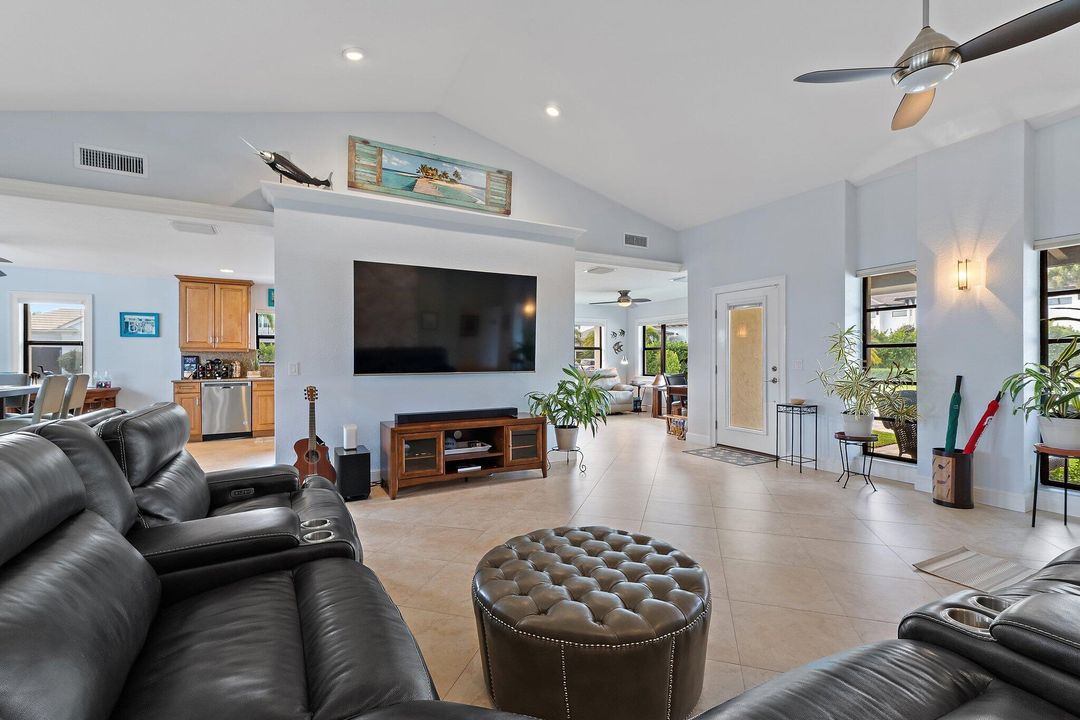 待售: $1,195,000 (3 贝兹, 2 浴室, 2278 平方英尺)