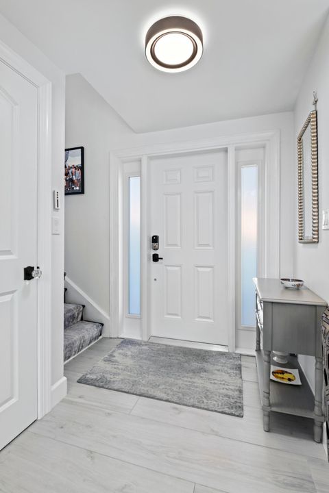 En Venta: $1,325,000 (3 camas, 3 baños, 2143 Pies cuadrados)