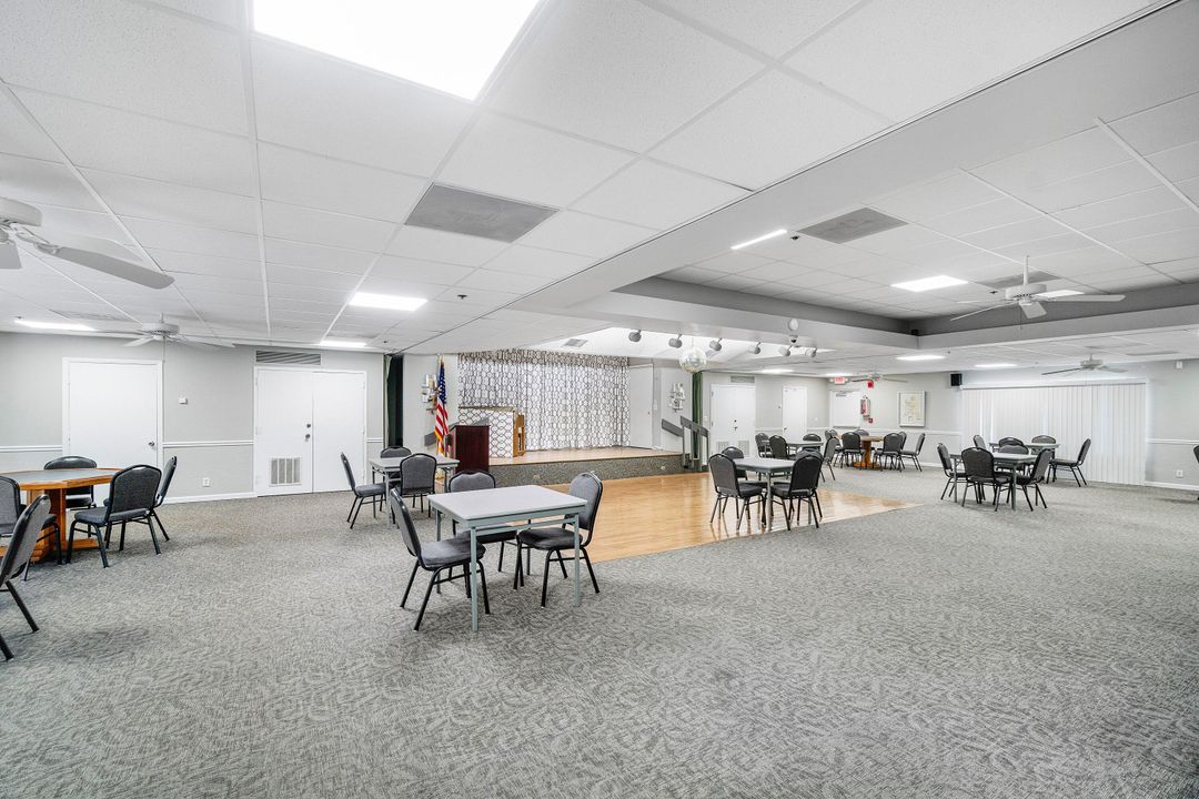 En Venta: $325,000 (2 camas, 2 baños, 1227 Pies cuadrados)