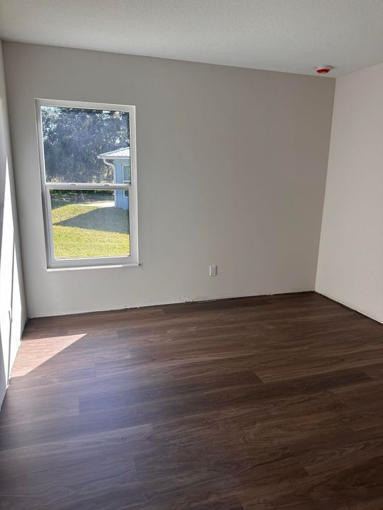 For Sale: $469,400 (4 beds, 2 baths, 2138 Square Feet)