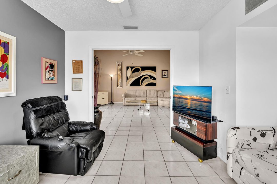 待售: $499,000 (3 贝兹, 2 浴室, 1500 平方英尺)