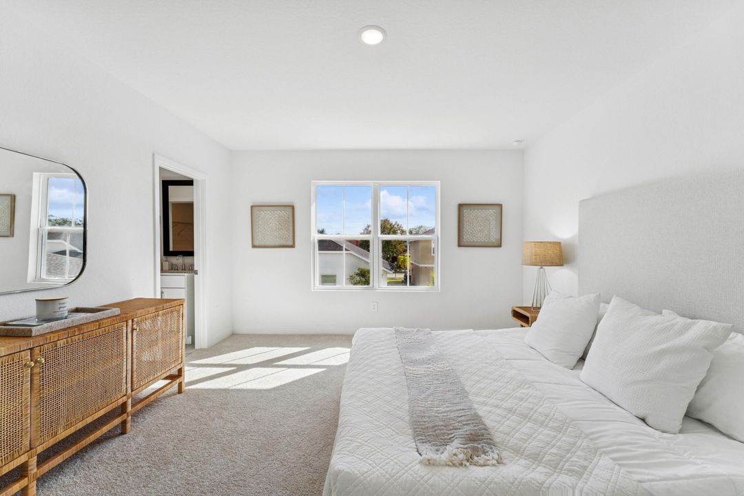 待售: $349,888 (3 贝兹, 2 浴室, 1985 平方英尺)