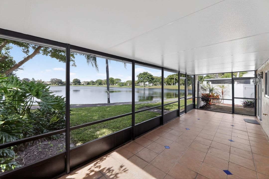 На продажу: $450,000 (4 спален, 2 ванн, 1584 Квадратных фут)