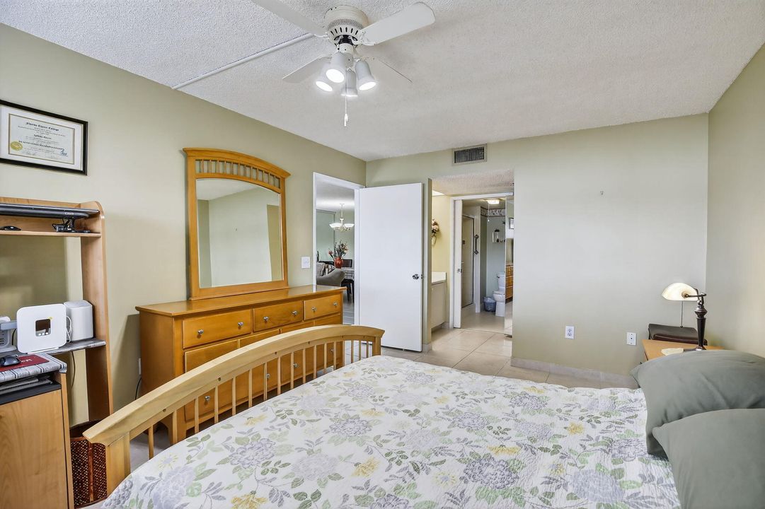 En Renta: $2,400 (2 camas, 2 baños, 1082 Pies cuadrados)