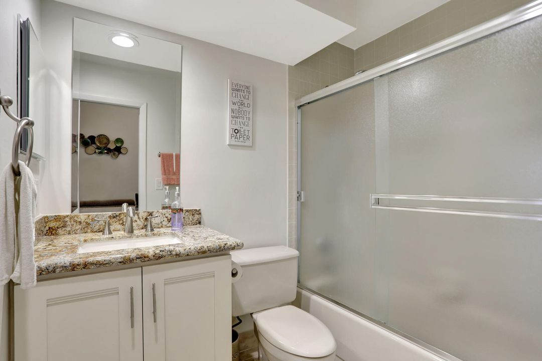 For Sale: $349,000 (2 beds, 2 baths, 1323 Square Feet)