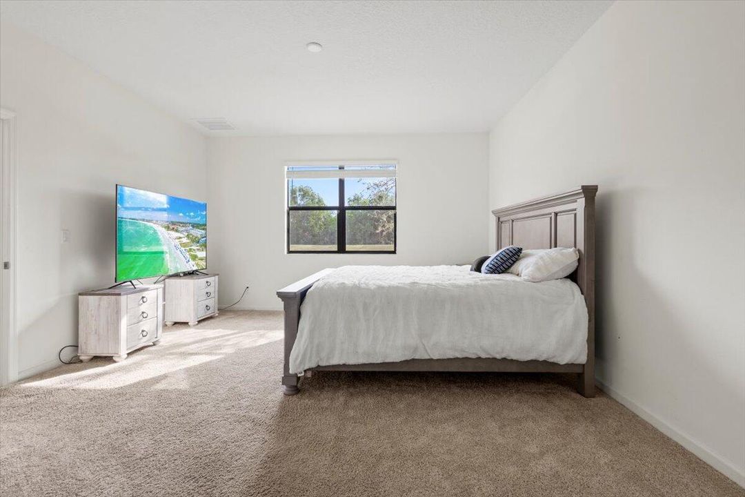 For Sale: $415,000 (4 beds, 2 baths, 2034 Square Feet)