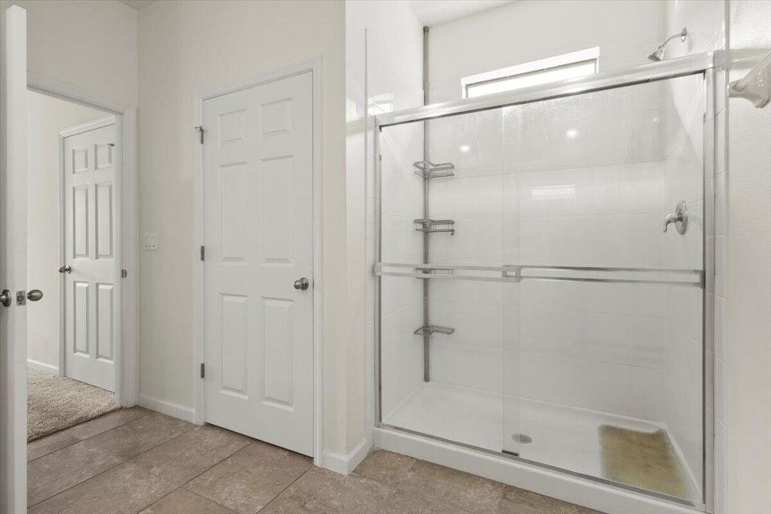 For Sale: $415,000 (4 beds, 2 baths, 2034 Square Feet)