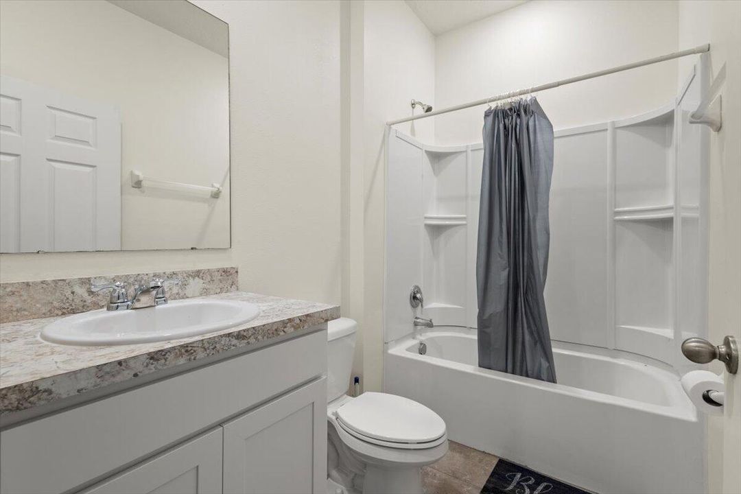 For Sale: $415,000 (4 beds, 2 baths, 2034 Square Feet)