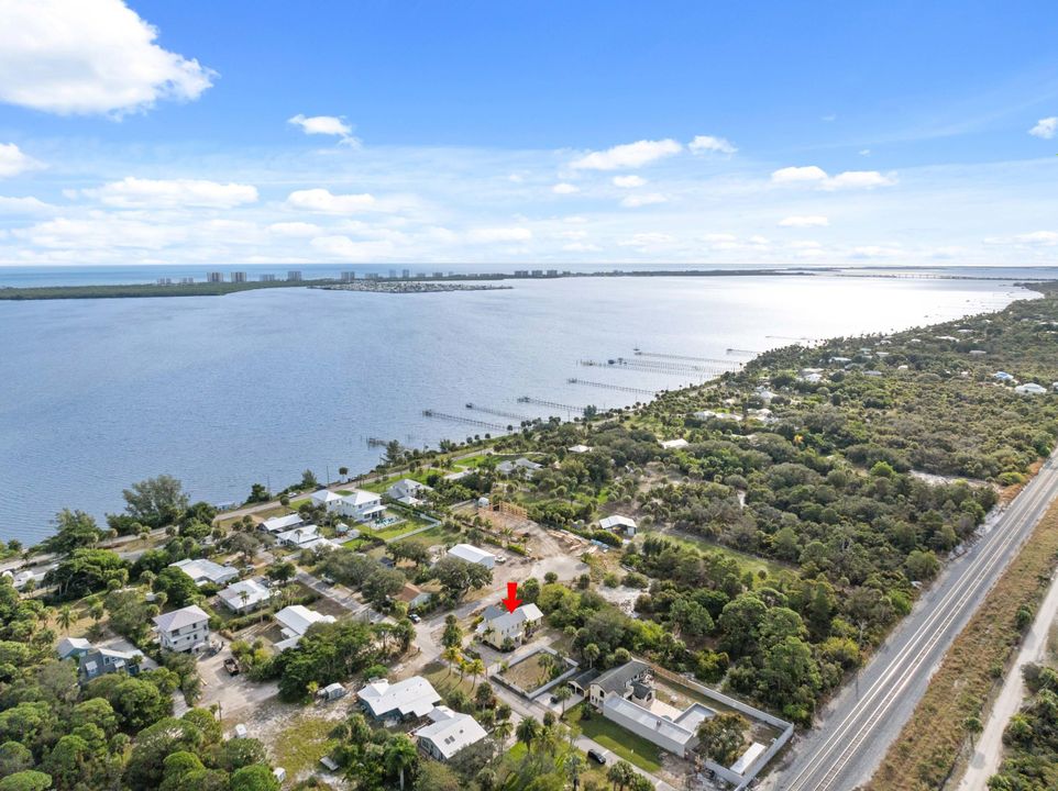 En Venta: $655,000 (4 camas, 2 baños, 2248 Pies cuadrados)