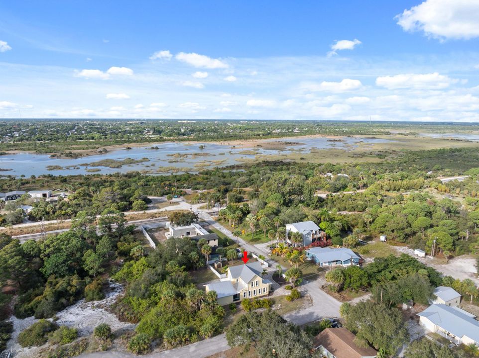 En Venta: $655,000 (4 camas, 2 baños, 2248 Pies cuadrados)