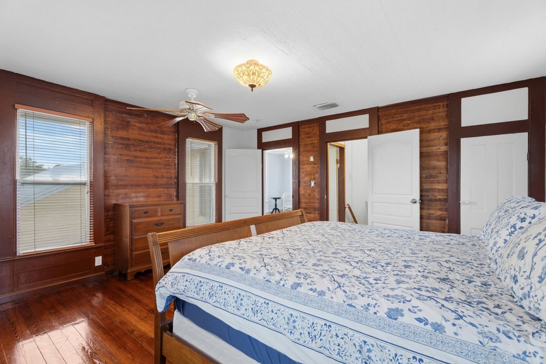 En Venta: $655,000 (4 camas, 2 baños, 2248 Pies cuadrados)