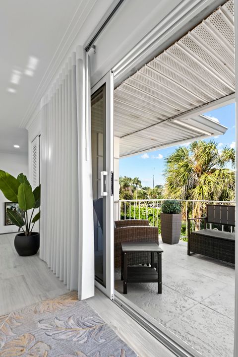 En Venta: $1,325,000 (3 camas, 3 baños, 2143 Pies cuadrados)