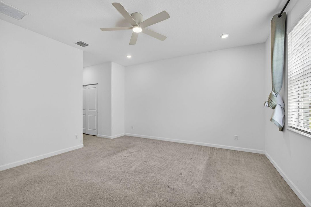 For Sale: $535,000 (3 beds, 2 baths, 1952 Square Feet)