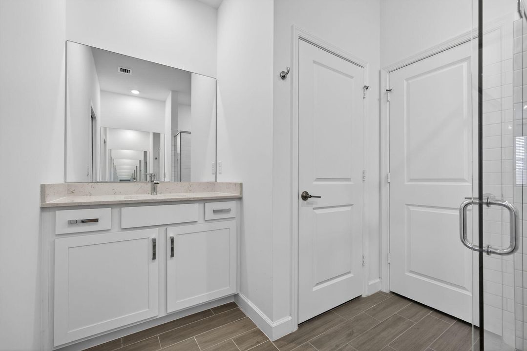 For Sale: $535,000 (3 beds, 2 baths, 1952 Square Feet)