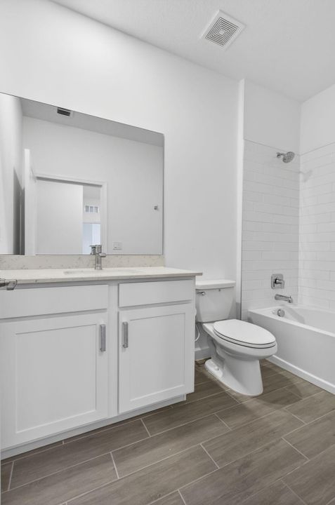 For Sale: $535,000 (3 beds, 2 baths, 1952 Square Feet)