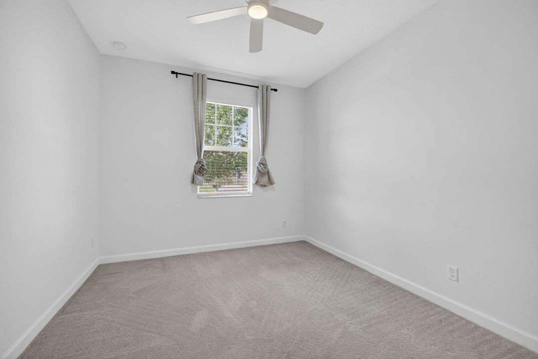 For Sale: $535,000 (3 beds, 2 baths, 1952 Square Feet)