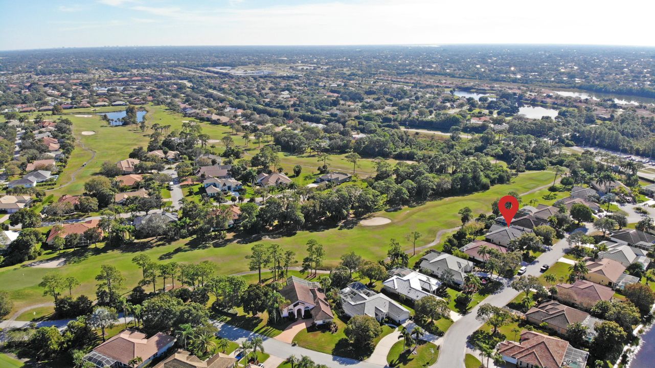 For Rent: $3,400 (3 beds, 2 baths, 2430 Square Feet)