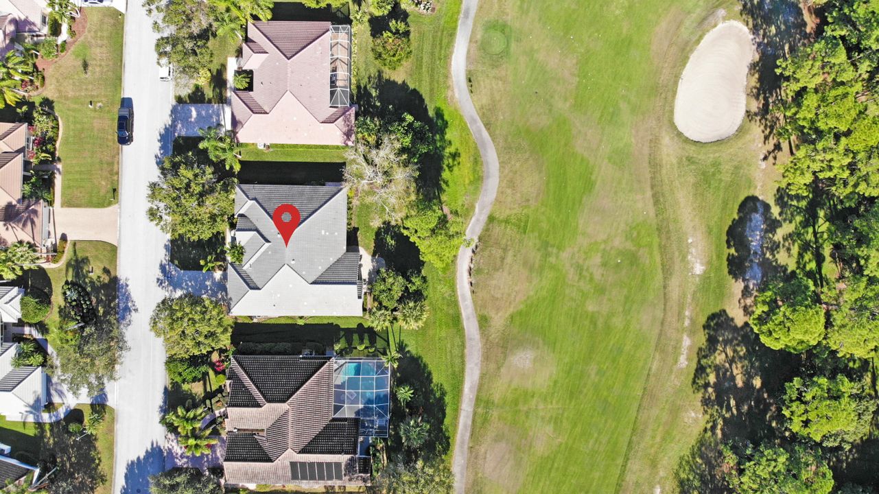 For Rent: $3,400 (3 beds, 2 baths, 2430 Square Feet)