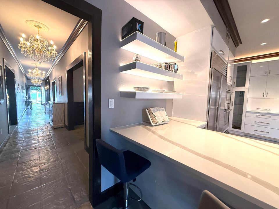 For Sale: $1,950,000 (5 beds, 5 baths, 6264 Square Feet)