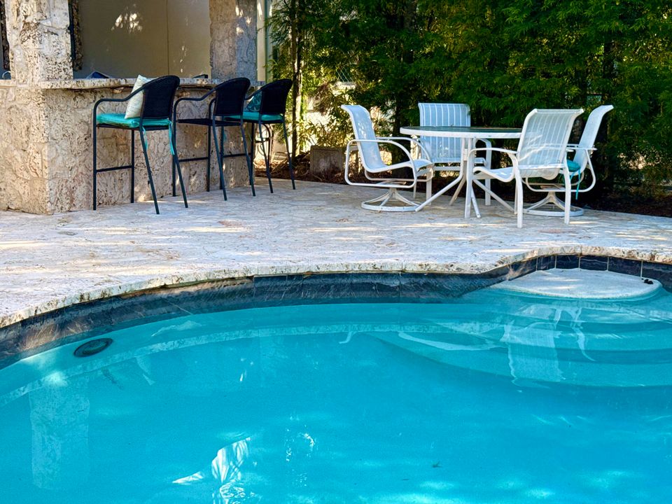 For Sale: $1,950,000 (5 beds, 5 baths, 6264 Square Feet)