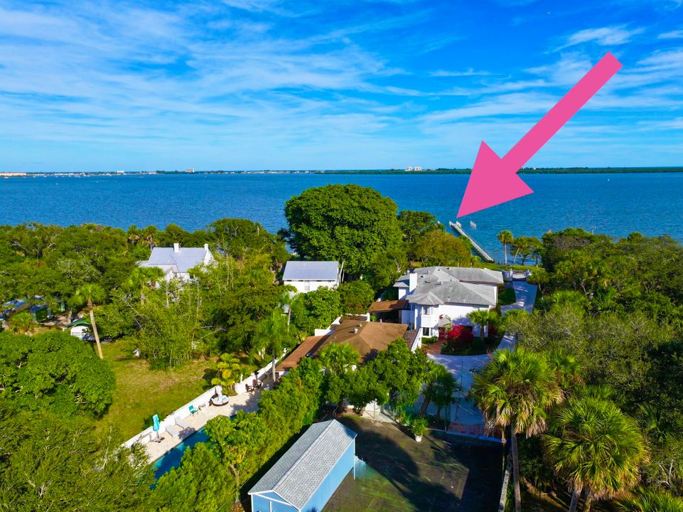 For Sale: $1,950,000 (5 beds, 5 baths, 6264 Square Feet)