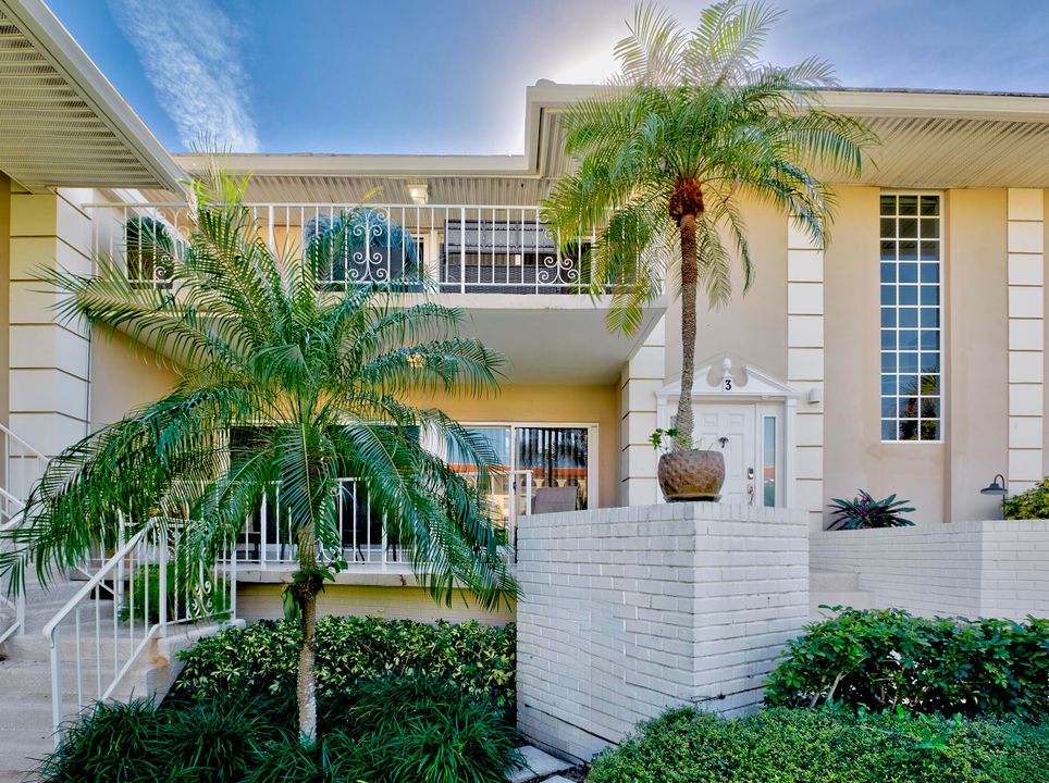 En Venta: $1,325,000 (3 camas, 3 baños, 2143 Pies cuadrados)