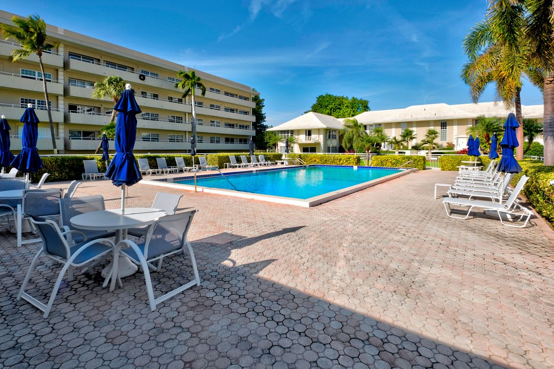 En Venta: $1,325,000 (3 camas, 3 baños, 2143 Pies cuadrados)