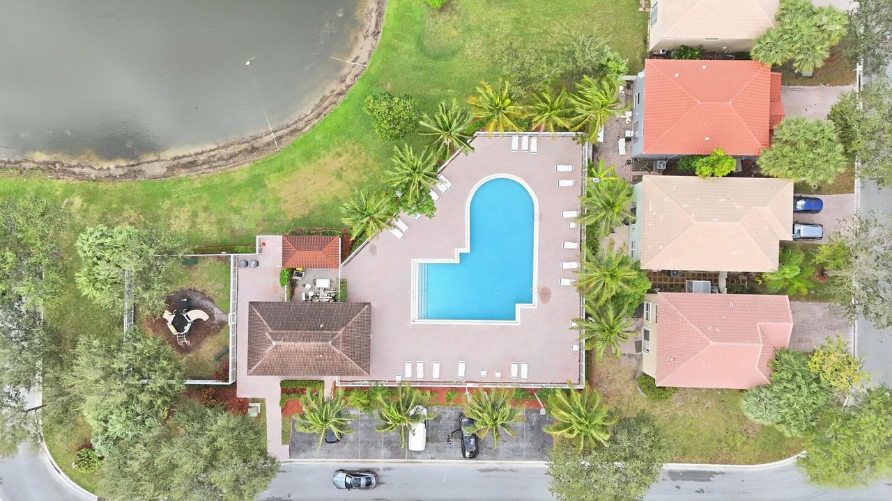 На продажу: $475,000 (3 спален, 2 ванн, 1674 Квадратных фут)