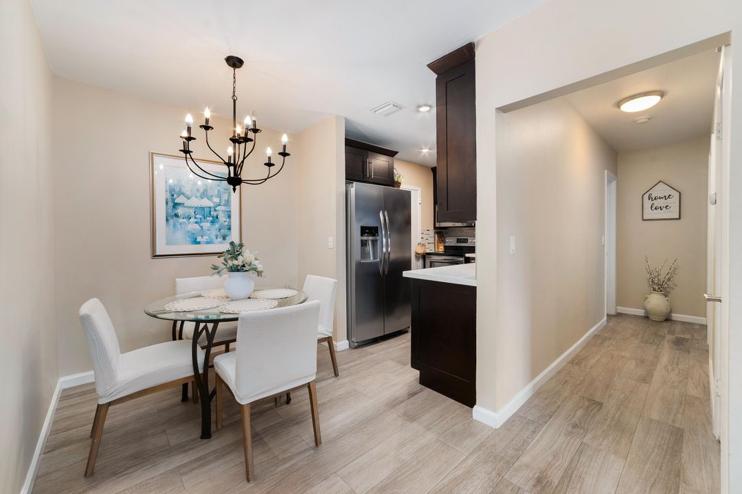 На продажу: $235,000 (2 спален, 2 ванн, 1008 Квадратных фут)