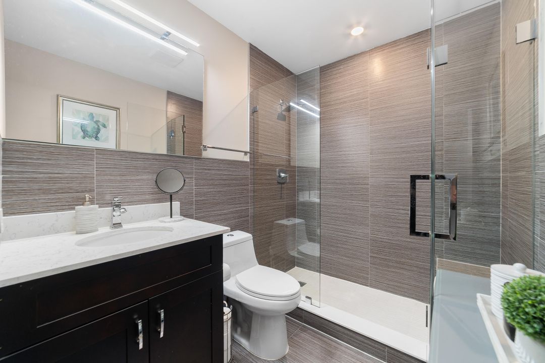 На продажу: $235,000 (2 спален, 2 ванн, 1008 Квадратных фут)