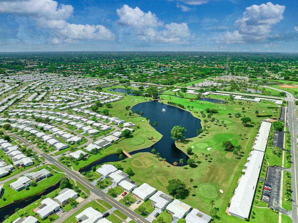 出租: $2,000 (2 贝兹, 1 浴室, 888 平方英尺)