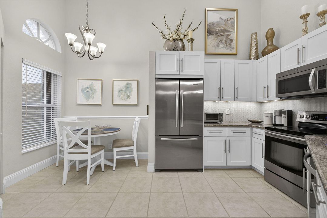 For Rent: $8,000 (2 beds, 2 baths, 1355 Square Feet)