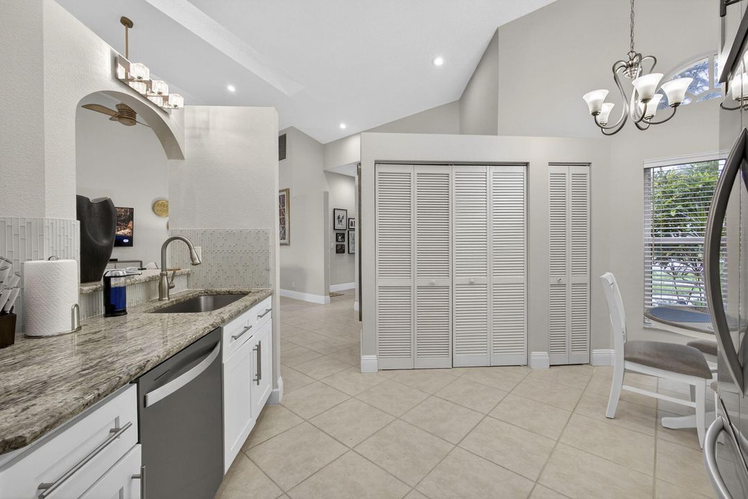 For Rent: $8,000 (2 beds, 2 baths, 1355 Square Feet)