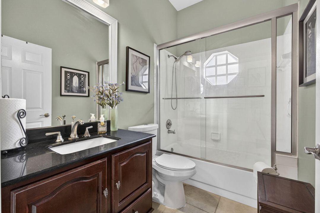 For Rent: $8,000 (2 beds, 2 baths, 1355 Square Feet)