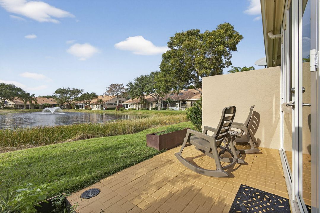 For Rent: $8,000 (2 beds, 2 baths, 1355 Square Feet)