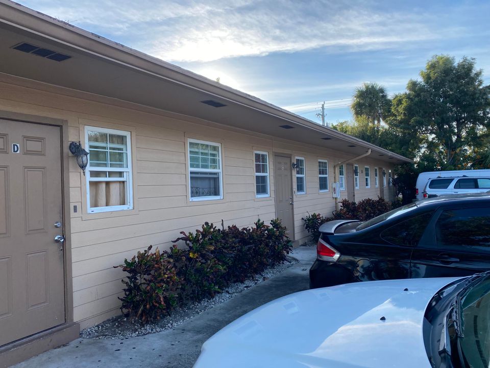 待售: $2,500,000 (0 贝兹, 0 浴室, 8640 平方英尺)