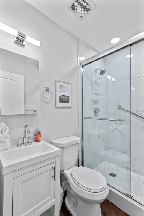 For Rent: $5,527 (3 beds, 2 baths, 1601 Square Feet)