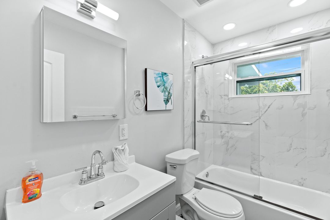 For Rent: $5,527 (3 beds, 2 baths, 1601 Square Feet)